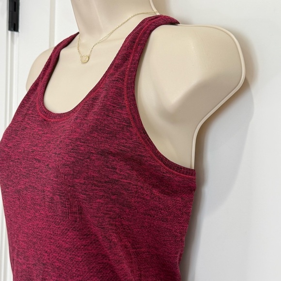 Lululemon Swiftly Tech Racerback Tank Top Black True Red Size 6 Athleisure - Picture 7 of 11